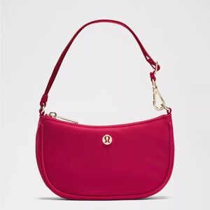Lululemon City Essentials Mini Bag 1L